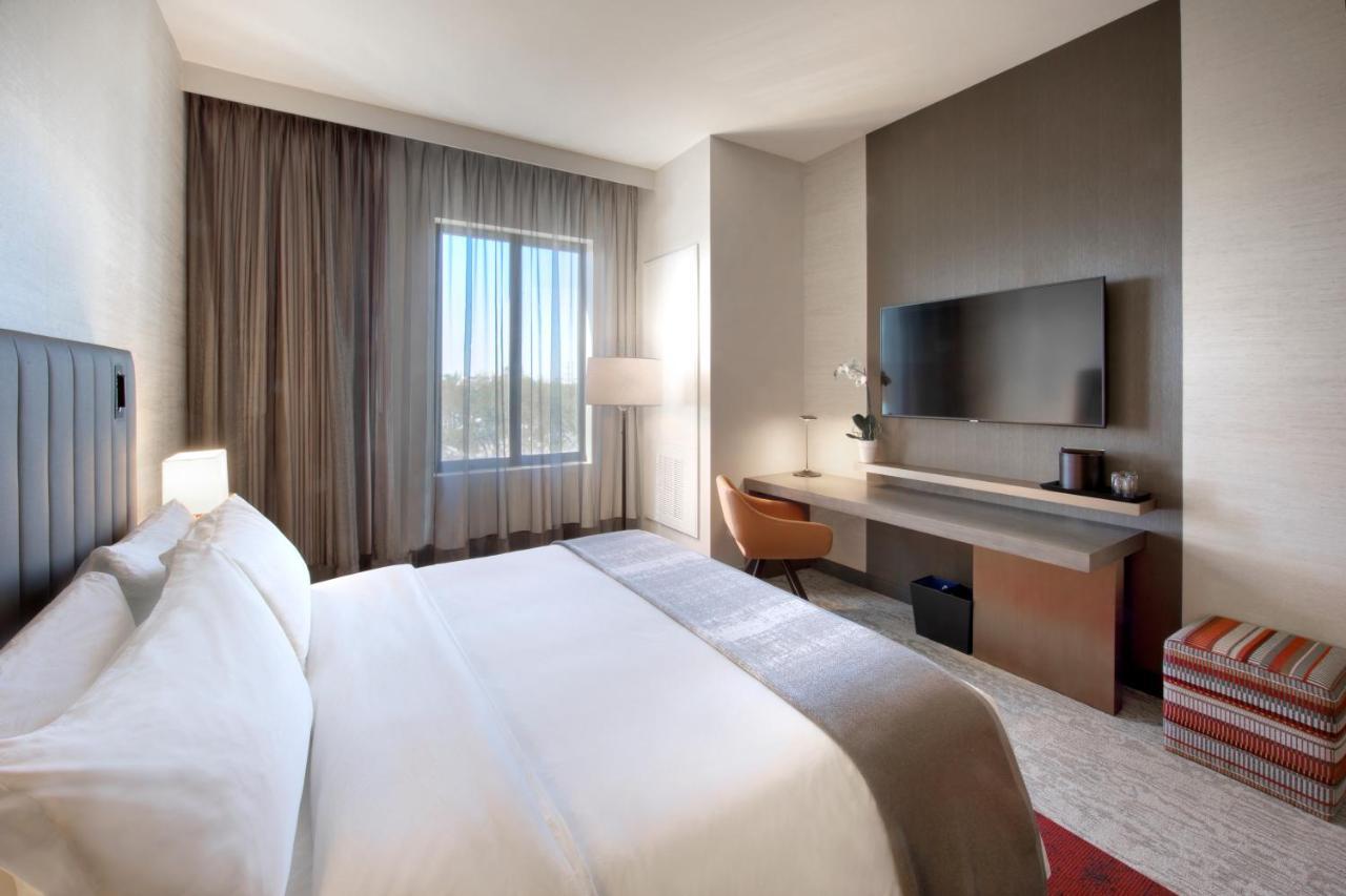 Thesis Hotel Miami Coral Gables, Curio Collection By Hilton Ngoại thất bức ảnh