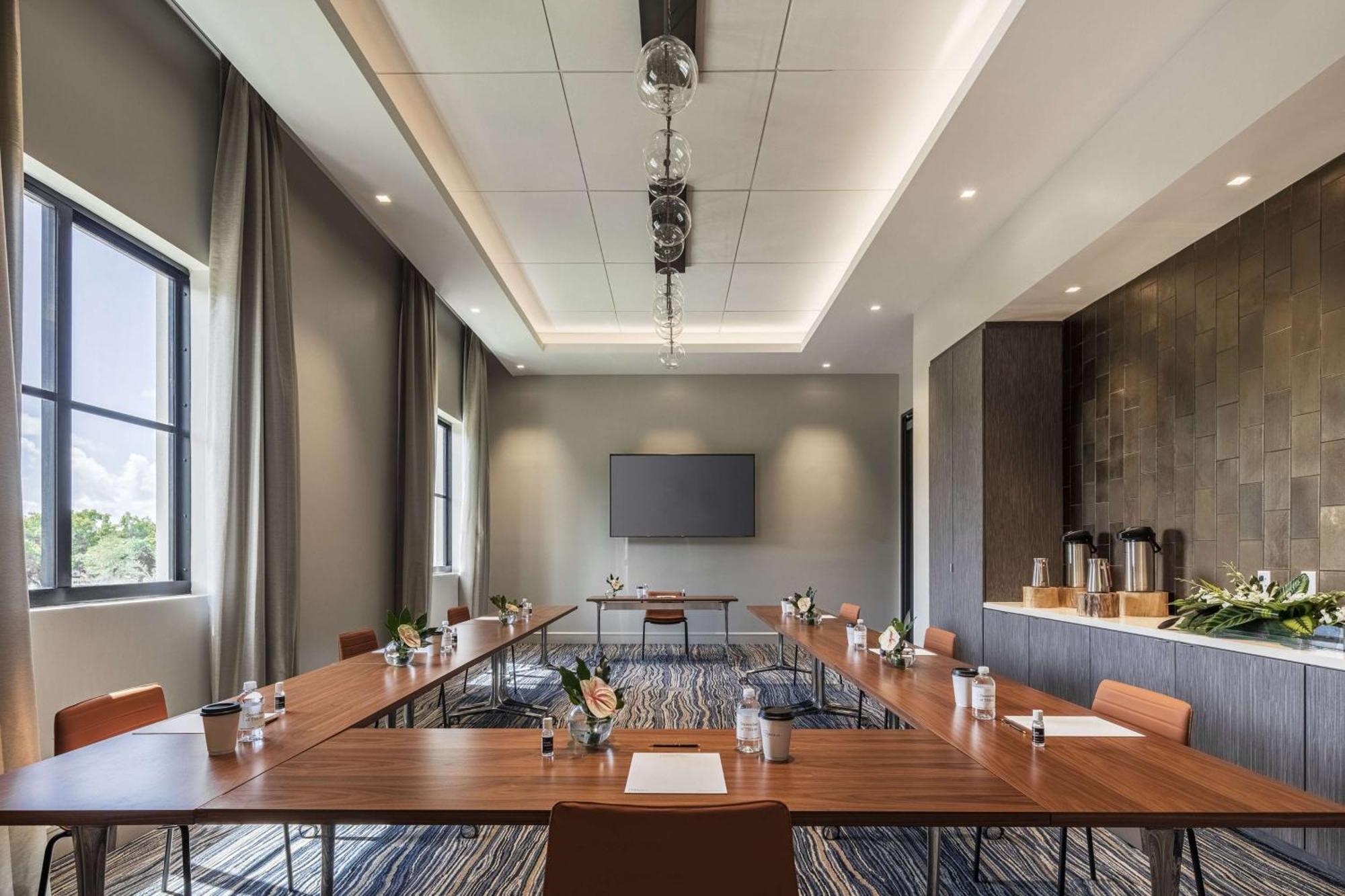 Thesis Hotel Miami Coral Gables, Curio Collection By Hilton Ngoại thất bức ảnh